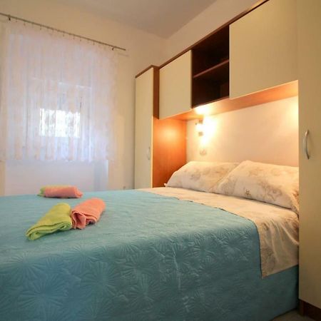 Apartment Noemi In City Center 波雷奇 外观 照片