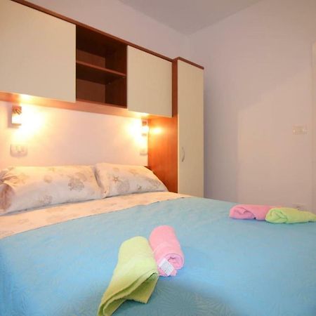 Apartment Noemi In City Center 波雷奇 外观 照片